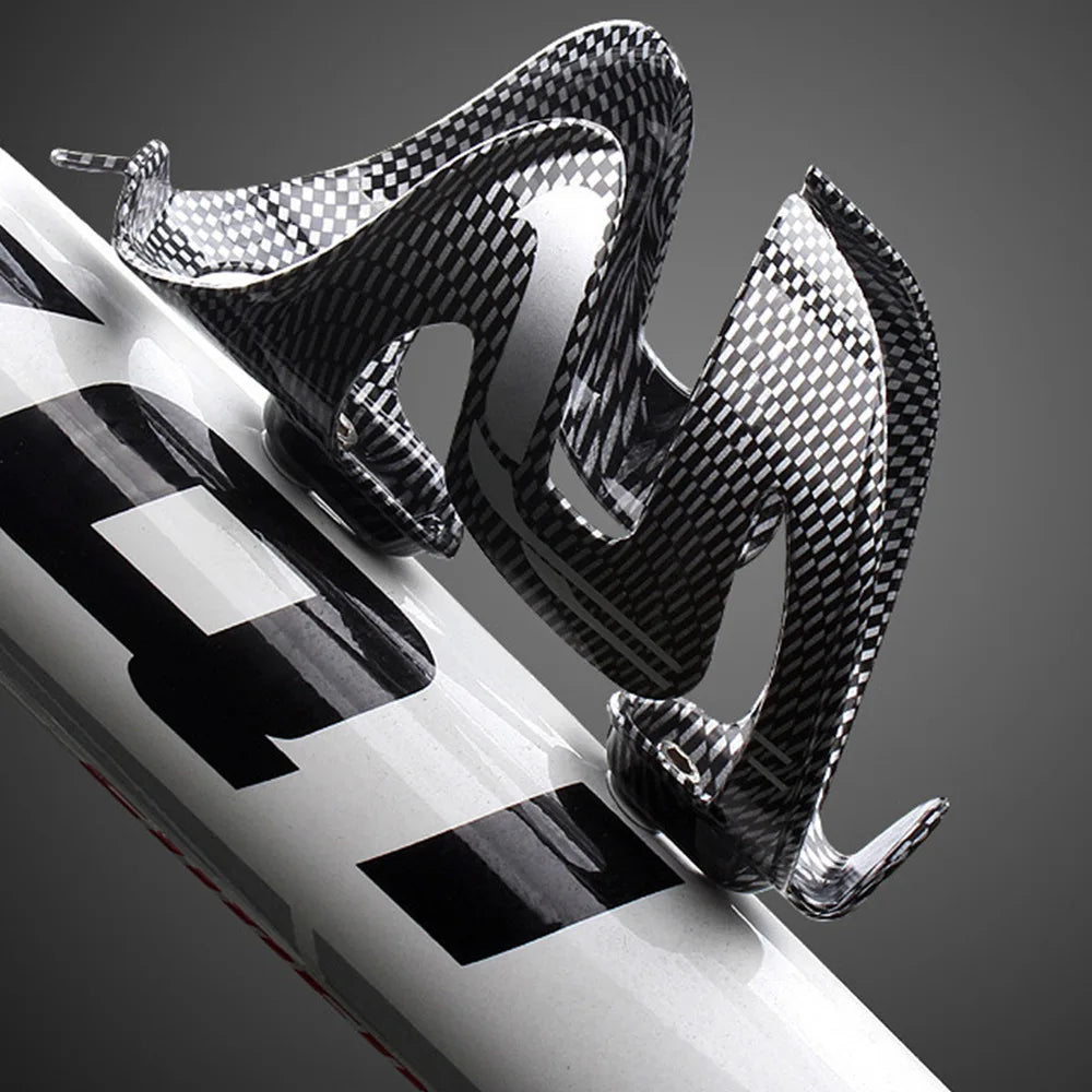 Carbon Fibre-Finished Bottle Cage